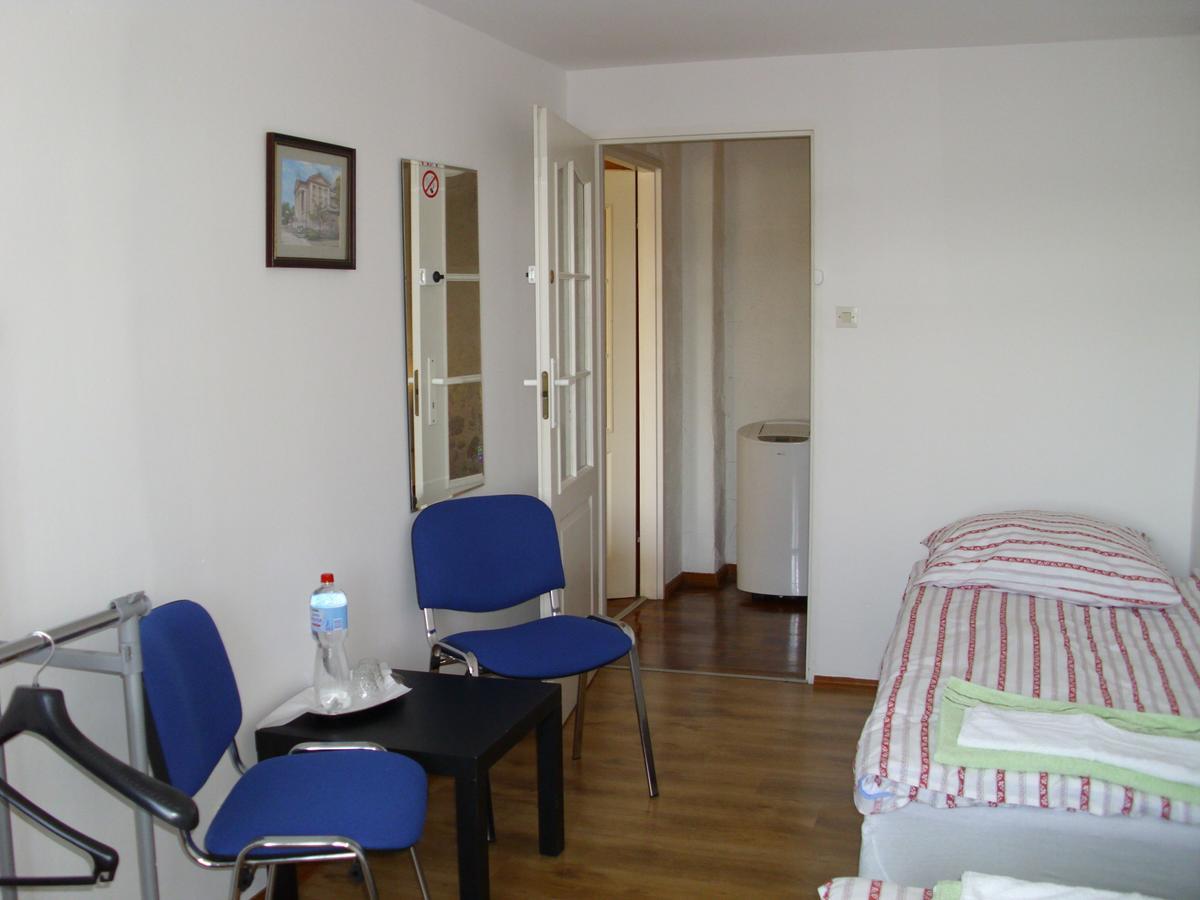Pokoje Goscinne Irene Poznan Exterior photo